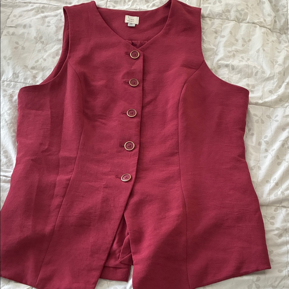 a new day Women's Sleeveless Button-Front Tunic Vest in Wine